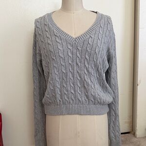 Brandy Melville Light Blue Gray V-Neck Sweater | One Size
